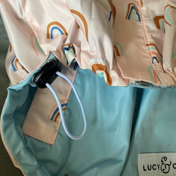 Lucy & Co In The Clouds reversible dog raincoat
peach w/rainbows/aqua zip hoodie - Picture 4 of 9